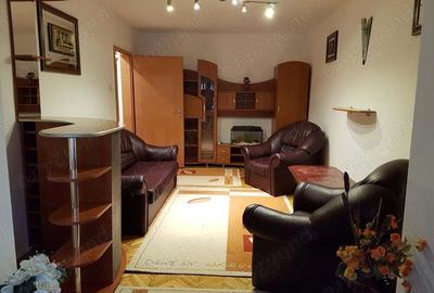 Apartament cu 3 camere decomandat în Lipovei - 2