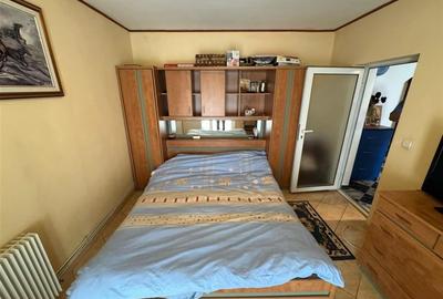 Apartament 2 camere, 54mp, etaj 4 cu acoperis - Central - - 8
