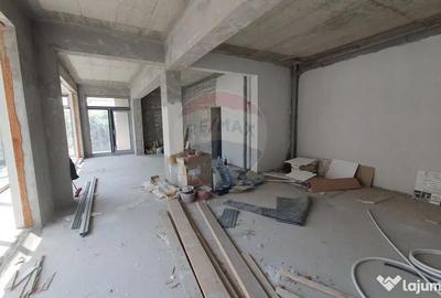 Spațiu comercial, de 91 mp, în Central - 2