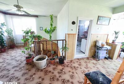 Casă cu 4 camere cu Teren 998 Mp în Central - 16