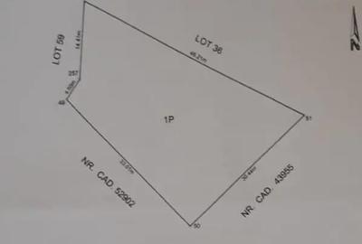 Teren de 900 mp, în Troianu - 3