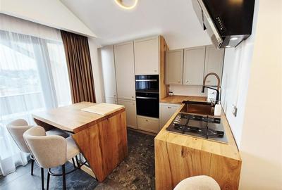 Apartament cu 3 camere semidecomandat în Podul de Fier - 4