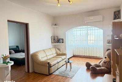 Apartament cu 2 camere semidecomandat în Micro 9 - 9