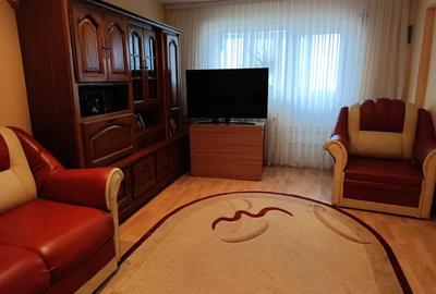 Apartament cu 3 camere decomandat în Central - 2