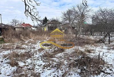Teren de 3400 mp, în Livezi - 1