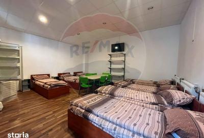 Apartament cu 4 camere în Central - 2