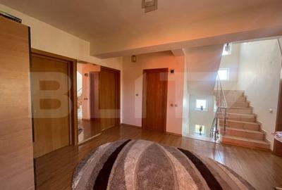 Casă cu 5 camere cu Teren 550 Mp în Central - 11