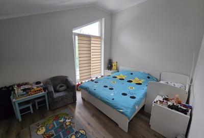 Duplex despartit prin camera tehnica - 4 camere Toate Utilitatile Duplex despartit prin camera tehnica - 4 camere Toate Utilitatile - 13