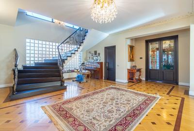 Casă individuală cu 11 camere cu Canalizare în Pantelimon - 12