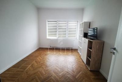 Apartament cu 2 camere decomandat, mobilat în Central - 11