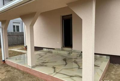Casă cu 6 camere în Ghiroda