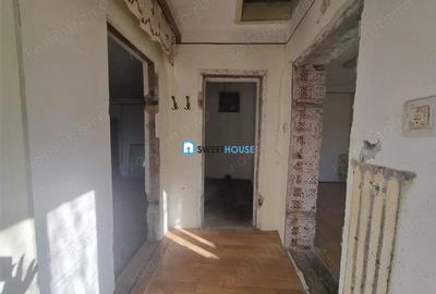 Casa de vanzare cu 4 camere si anexe in Fagaras. - 8