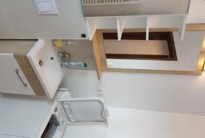 Garsonieră decomandată în Central - 4