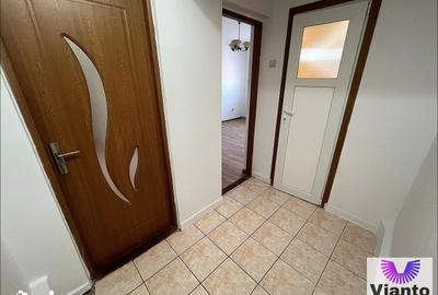 Apartament cu 3 camere semidecomandat, mobilat în Țiglari - 2
