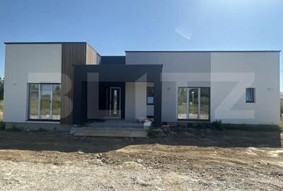 Casă cu 4 camere cu Teren 500 Mp în Păulești - 10