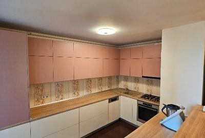 Apartament cu 3 camere semidecomandat în Aradului - 3