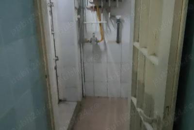 Spațiu comercial, de 120 mp, în Central - 6