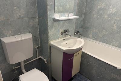 Garsonieră decomandată în Uverturii - 2