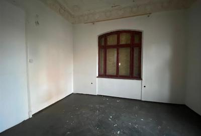 Casă individuală cu 10 camere cu Canalizare în Cișmigiu - 15