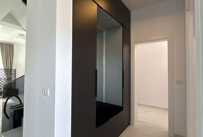 Casă cu 4 camere în Central - 3