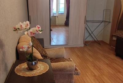 Paratament cu 2 camere de inchiriat in zona Salajan - 4