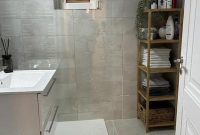 Apartament cu 3 camere decomandat în Hârșova - 9