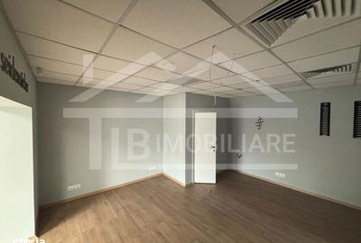 Spațiu comercial, de 63 mp, în Central - 4