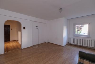 Apartament cu 3 camere decomandat în Central - 6