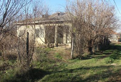 Casă cu Teren 3600 Mp în Slătioarele - 2