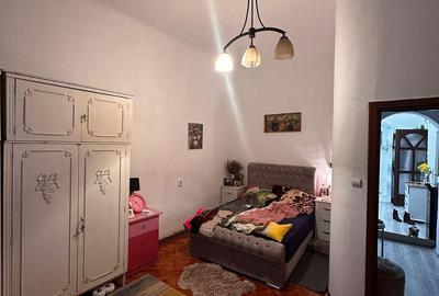 Casă cu 3 camere cu Teren 190 Mp în Central - 16