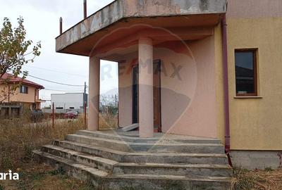 Casă cu 5 camere cu Teren 570 Mp în Balotești - 17