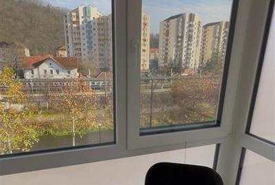 Apartament cu 2 camere semidecomandat, mobilat în Central - 16