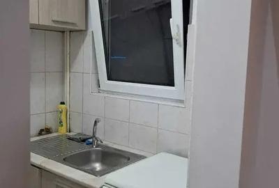 Garsoniera moderna confort 1 Vlaicu Lebada nou renovata si mobilata etaj 1 - 4