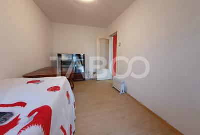 Apartament 2 camere semidecomandat 40 mp utili + 3 mp balcon etaj 2 - 2