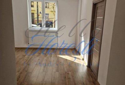 Apartament cu 3 camere semidecomandat în Gruia - 6
