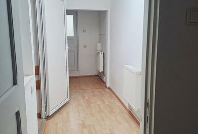 Spațiu comercial, de 47 mp, în Ostroveni - 2