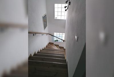 Casă cu 3 camere cu Canalizare în Central - 12