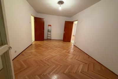 Nicolae Grigorescu metrou, langa Parc IOR, str. Lotrioara - 9