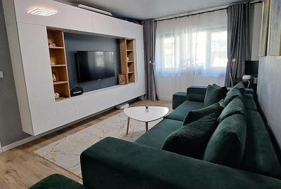 Apartament cu 3 camere decomandat în Central - 1