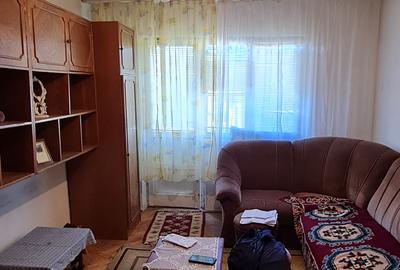 Vand apartament 2 camere - 4
