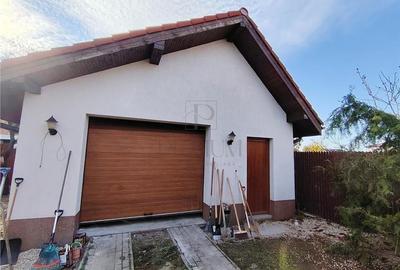 Casa individuala - 6 camere - locatie excelenta - 220 mp utili - garaj - 18