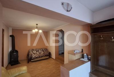 COMISION 0% Casa individuala de vanzare cu gradina acces auto si garaj - 3