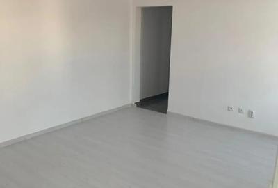 Spațiu comercial, de 335 mp, în Ultracentral - 12