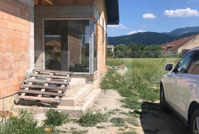 Casă individuală cu 3 camere cu Garaj în Cristian - 7