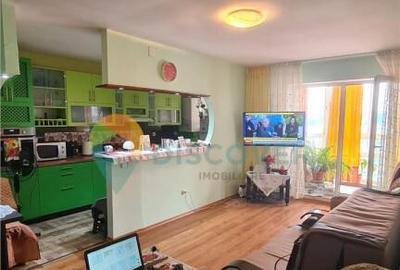Bloc Nou , Adama , zona Stefan Cel Mare , 75.000 Euro - 5