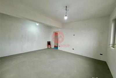 Apartament cu 3 camere decomandat în Dacia - 10
