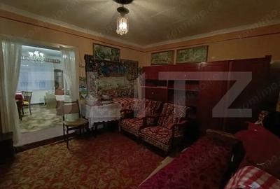 Casă cu 4 camere cu Teren 1000 Mp în Central - 2