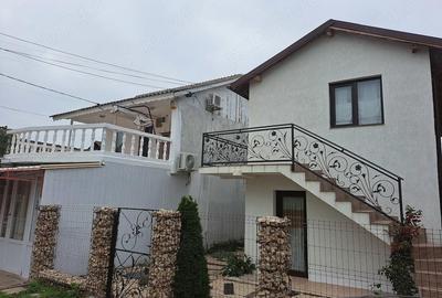 Casă cu 5 camere cu Teren 150 Mp în Gara