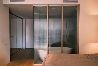 Apartament cu 4 camere decomandat, mobilat în Capitale - 14