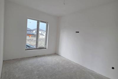 Casă cu 4 camere cu Teren 500 Mp în Central - 5